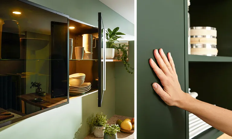 Küchenschränke mit Anti-Fingerprint-Beschichtung machen Fingerabdrücke fast unsichtbar.