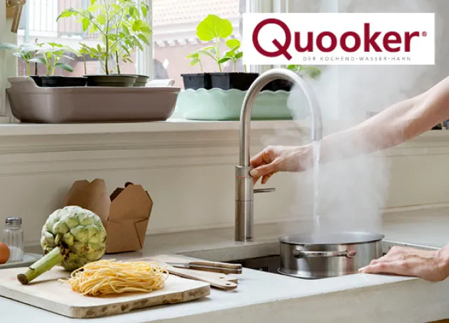 Quooker-Warm-Wasser-Armatur in moderner Küche