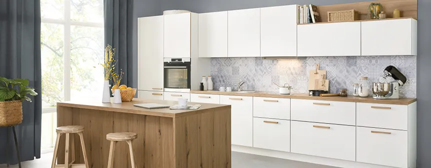 Moderne Holzküche