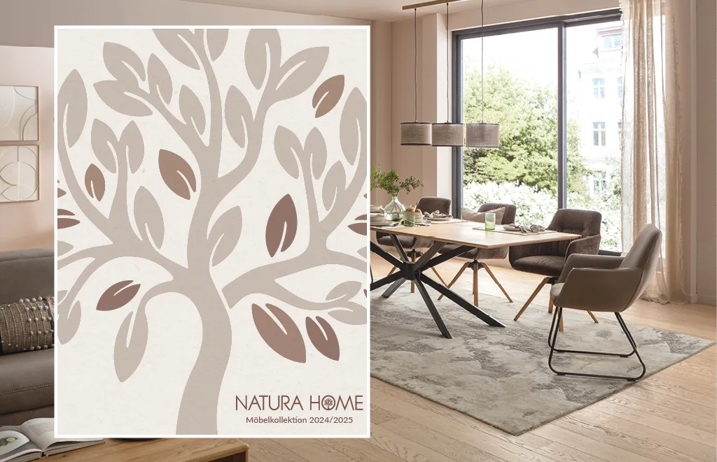 Im NATURA HOME Katalog finden Sie nachhaltige Massivholzmöbel.