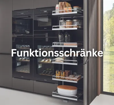 Tisch und Stühle