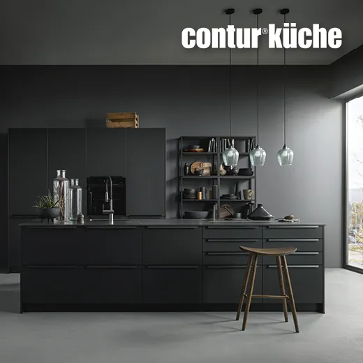 Anthrazitfarbene Kücheninsel in stylischer Küche