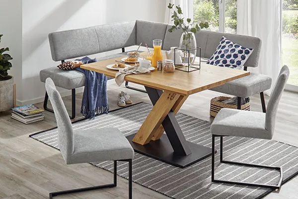 Eckbänke fürs Esszimmer sind sehr beliebt.