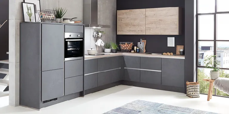 Anthrazitfarbene Winkelküche