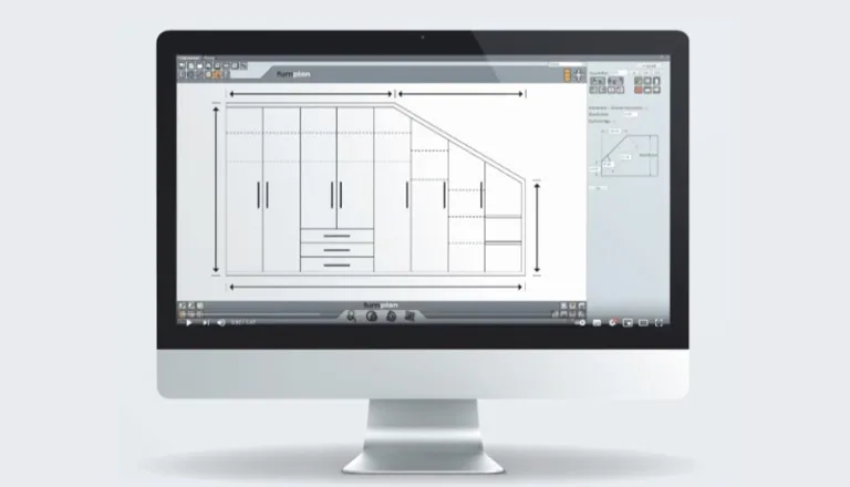 Computer Bildschirm mit Grundriss Kleiderschrank Planung
