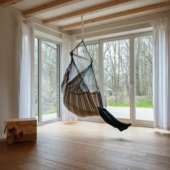 Eckfenster aus Holz