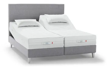 Ein verstellbares Svane® Zleep Bett in elegantem Nordic Grey mit ergonomischer IntelliGel®-Matratze. Die getrennte Liegefläche ermöglicht individuelle Einstellungen für optimalen Schlafkomfort..jpg