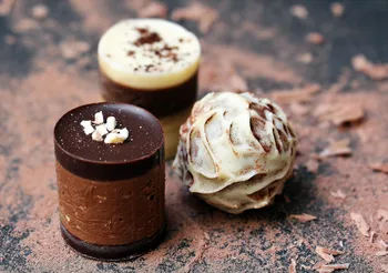 chocolates-1737503_1920.jpg