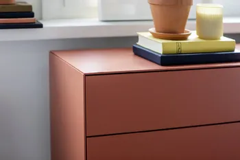 raumfreunde-henri-sideboard-rot-schubladen.webp