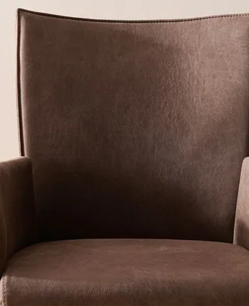 Detailbild von hochwertigem Stoff eines Esszimmerstuhls von Global Wohnen.