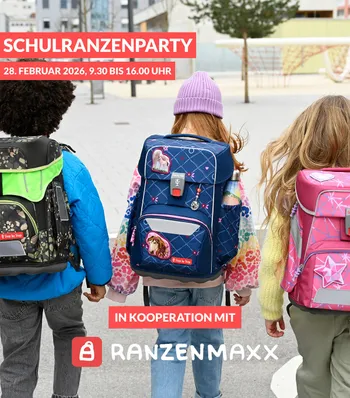 Banner zur Schulranzenparty am 28.02.2026. Man sieht drei Kinder mit Schulränzen.