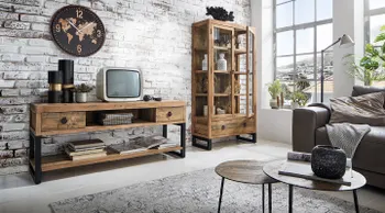 Möbel aus Pinienholz geben deiner Wohnung einen einmaligen Look, denn sie versprühen individuellen Charme. 