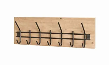 Garderobenleiste aus hellem Holz mit schwarzen Harken. 
