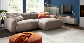 gf_25_Ecksofa_Fluffy_Stoff_Taupe_Hocker_Fluffy_Stoff_Rust.jpg