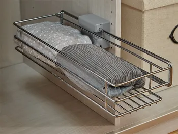 bett-EM1080-detail-utensilienauszug.jpg
