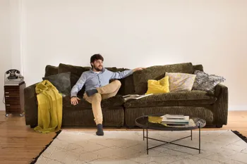 raumfreunde-sofa-ulf-header.jpg