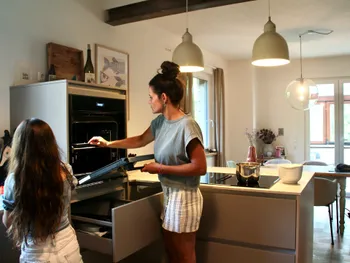 Familie Wieczorek-Maloy in ihrer Küche