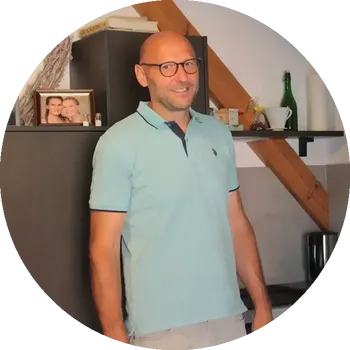 Portrait von Herrn Dau in kreisrund