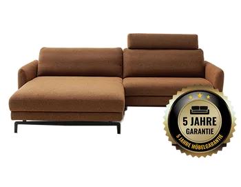 Ecksofa mit Longchair in der Farbe Rost mit Badge: 5 Jahre Garantie