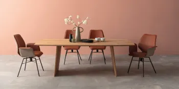 Contur Einrichten Esstisch mit Stühlen