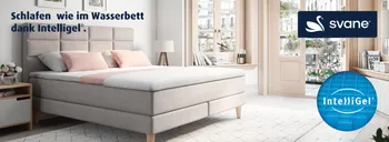 Svane-Bett mit Intelligel-Matratze in hellem Schlafzimmer mit rosa Akzenten
