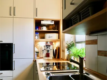 Detailansicht der natürlich klassichen Küche