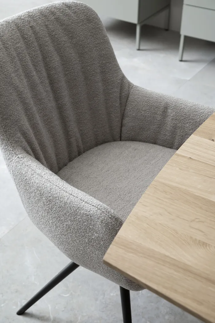 CONTUR MIS LEGERE Designstühle mit hohem Sitzkomfort