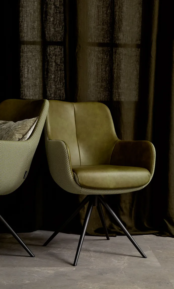 CONTUR MIS komfortabel gepolsterte Designer-Sitzmöbel mit und ohne Drehfunktion